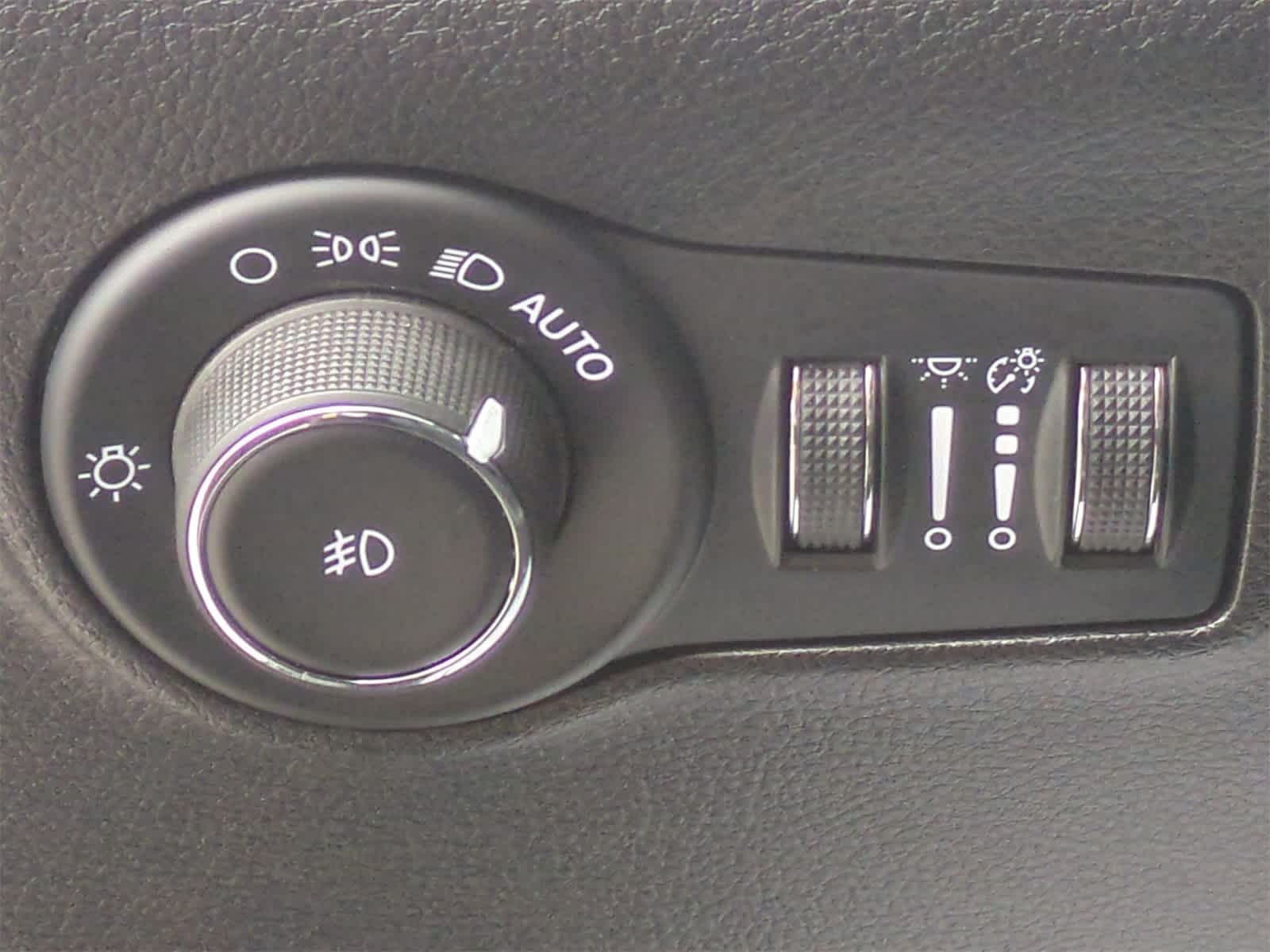 Thumbnail: 2025 Jeep Compass - 18
