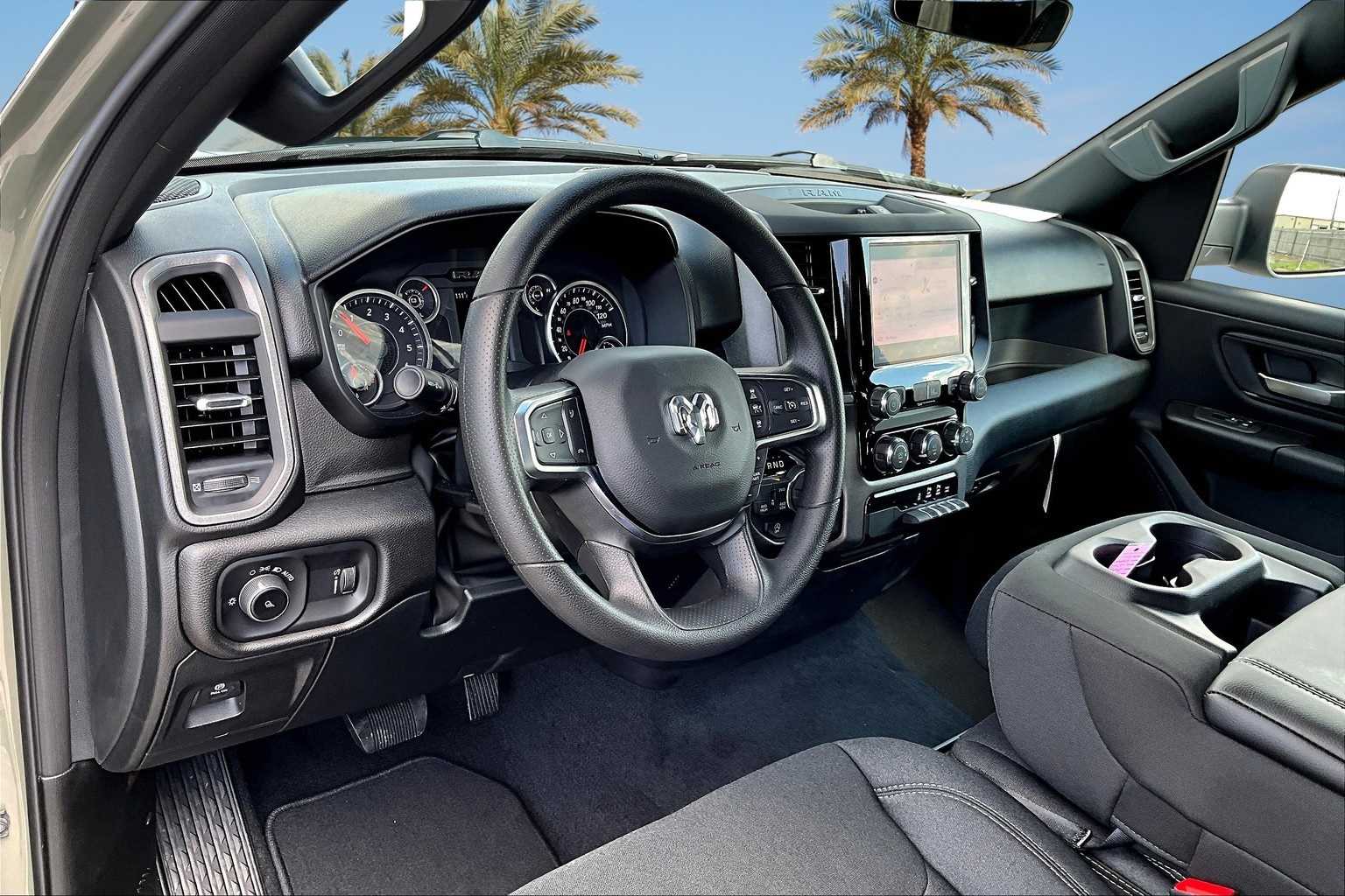 Thumbnail: 2025 RAM 1500 - 2