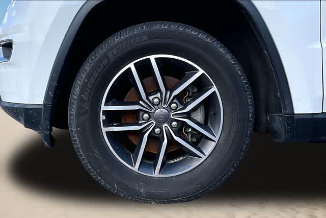 Thumbnail: 2019 Jeep Grand Cherokee - 4