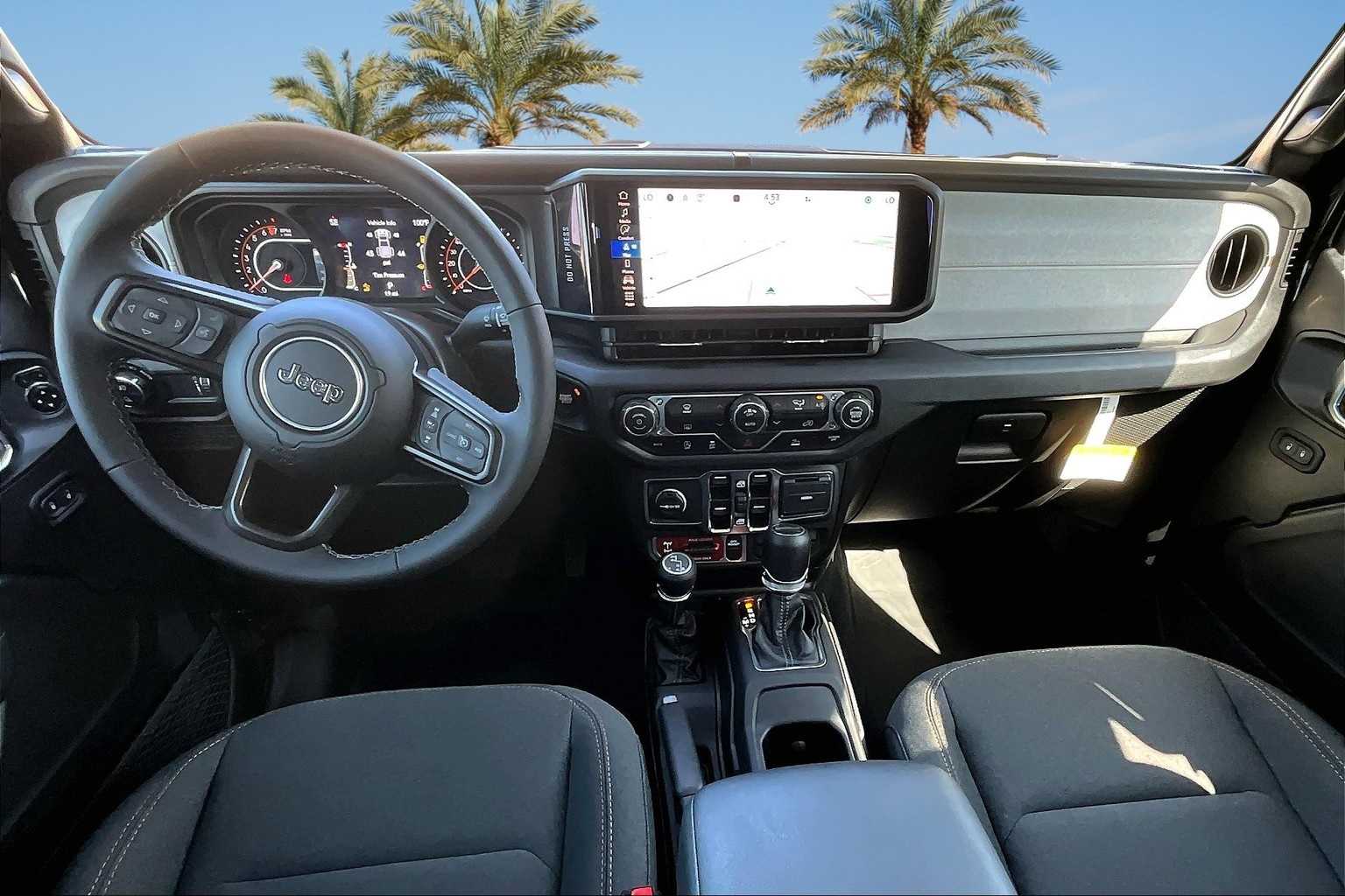 Thumbnail: 2025 Jeep Gladiator - 8