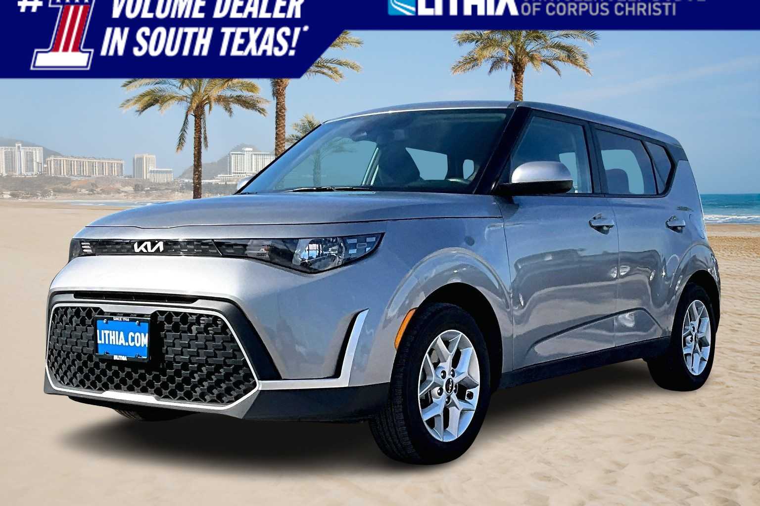 2023 Kia Soul LX's photo