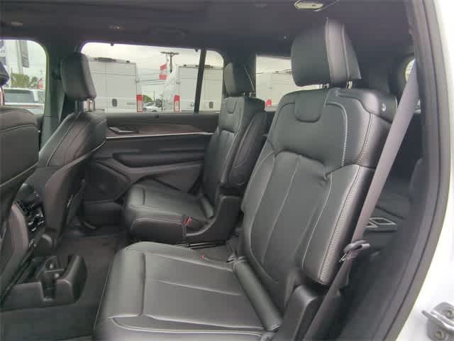 Thumbnail: 2025 Jeep Grand Cherokee - 20