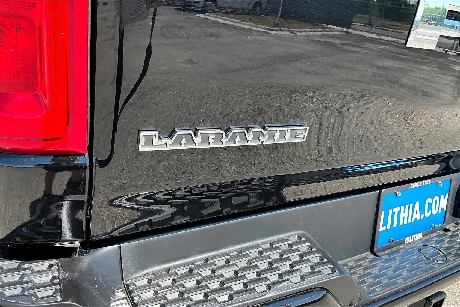 Thumbnail: 2026 RAM 1500 - 7