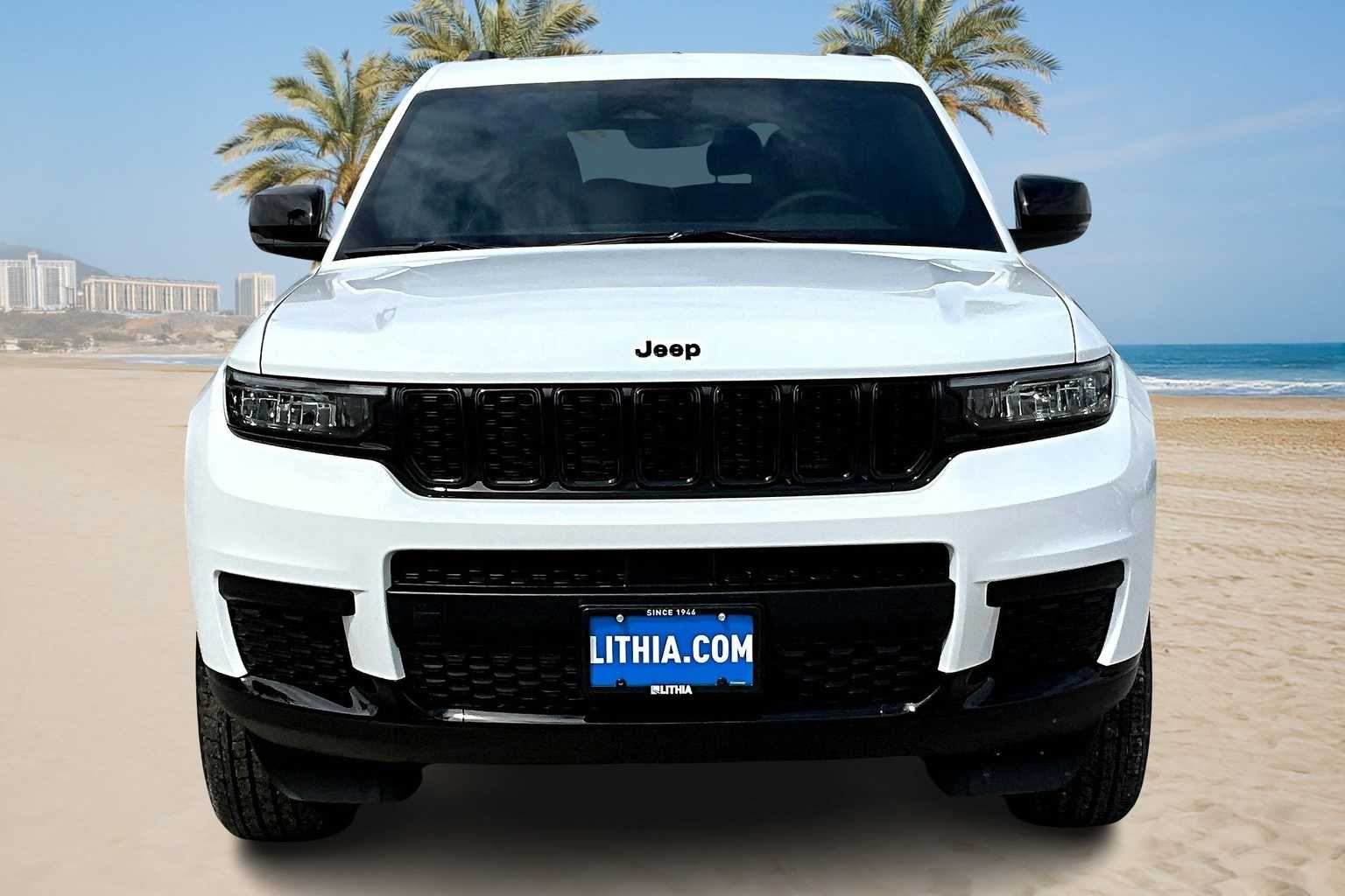 Thumbnail: 2025 Jeep Grand Cherokee - 6