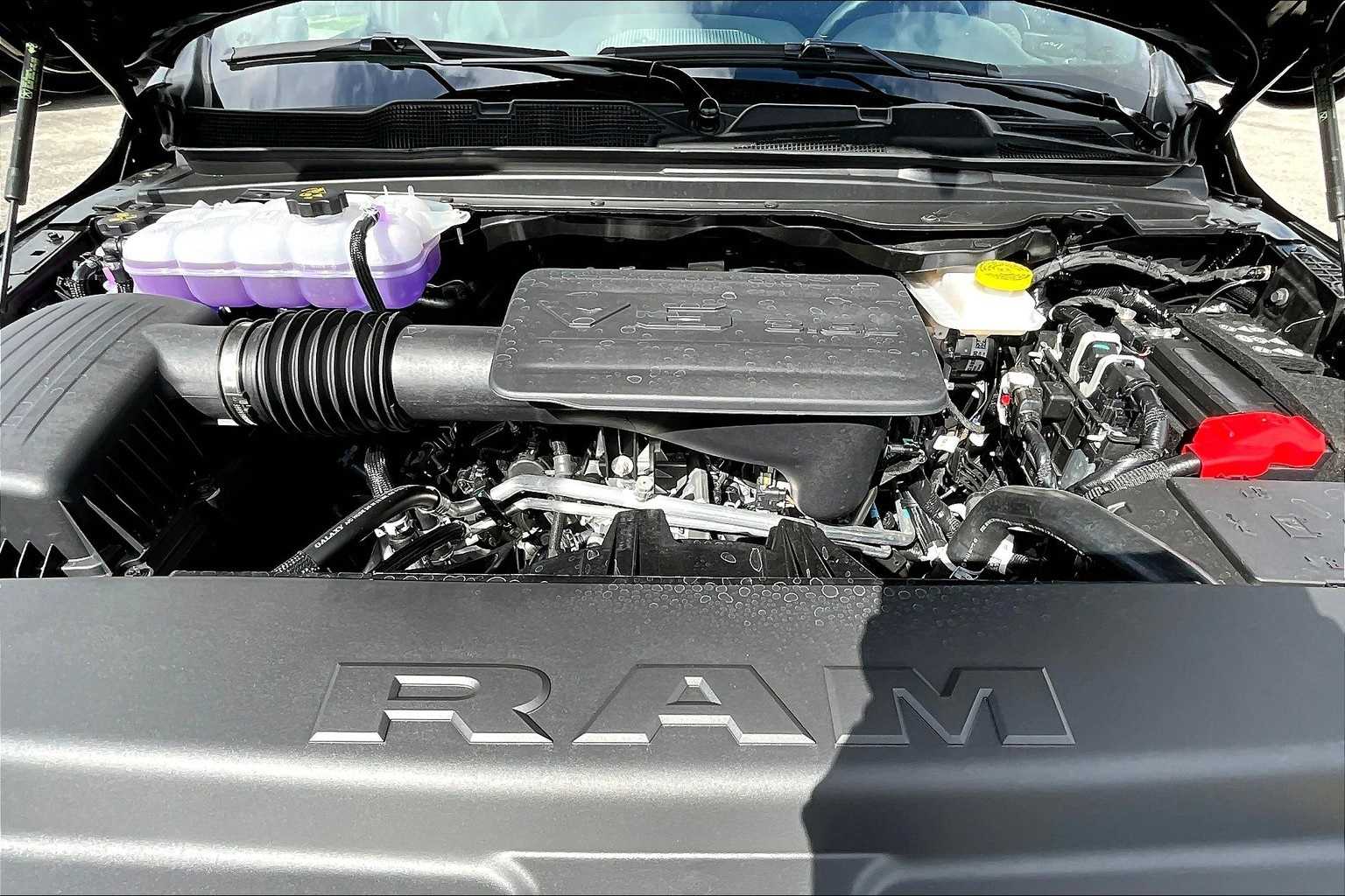 Thumbnail: 2025 RAM 1500 - 8