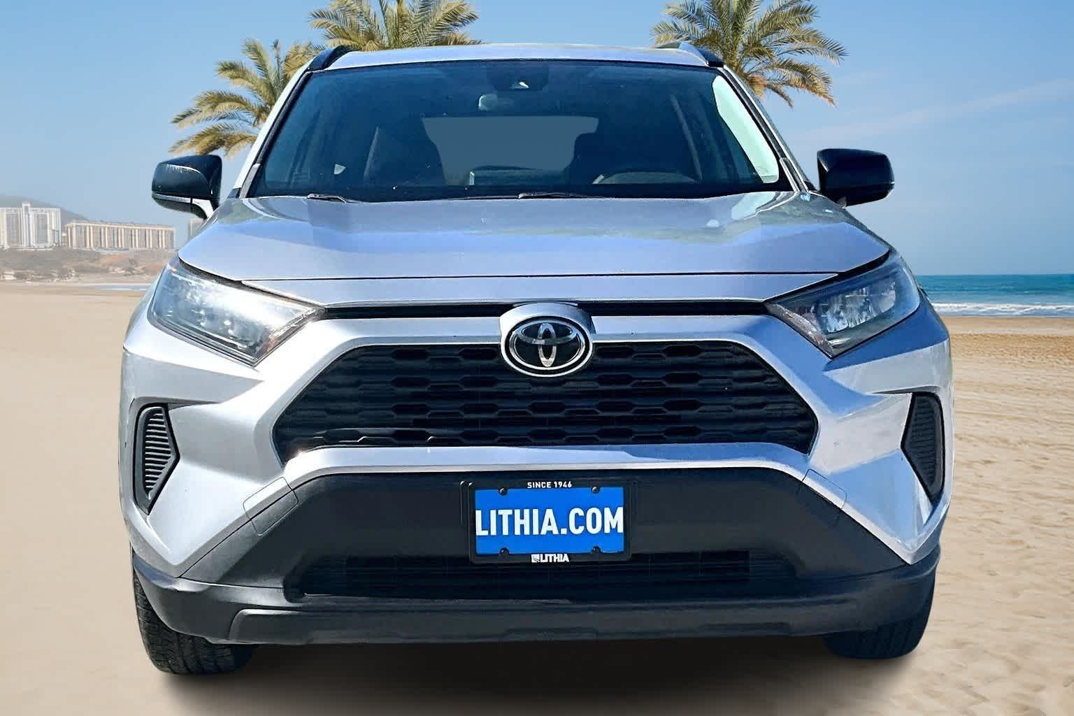Thumbnail: 2019 Toyota RAV4 - 6