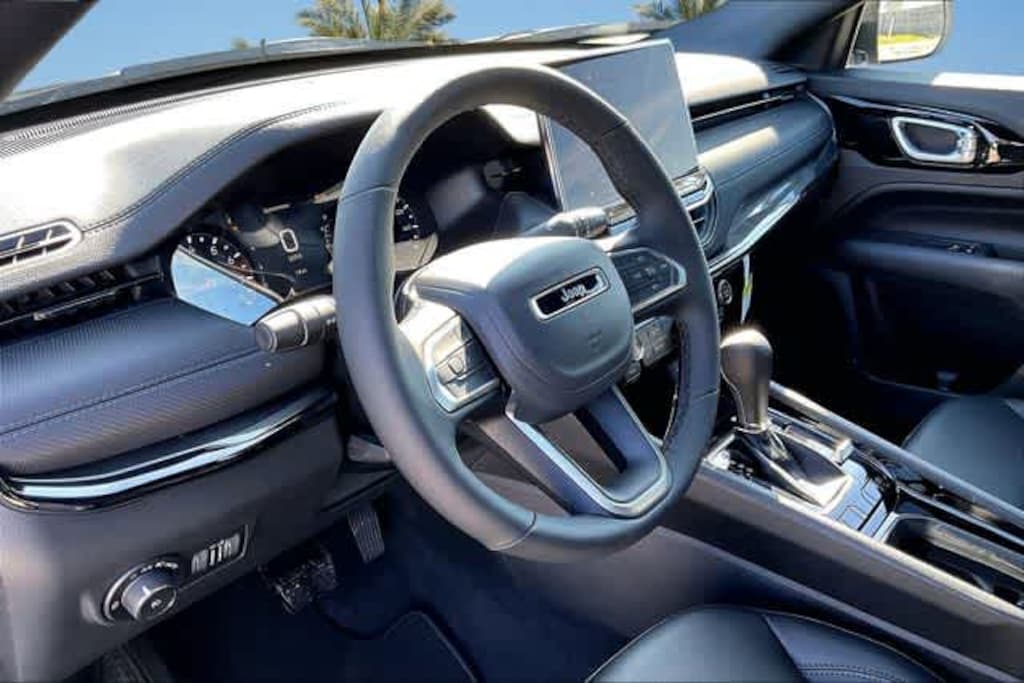 New 2026 Jeep Compass LATITUDE ALTITUDE 4X4 Sport Utility