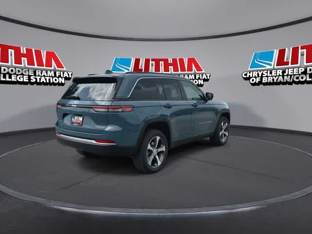 Thumbnail: 2026 Jeep Grand Cherokee - 8