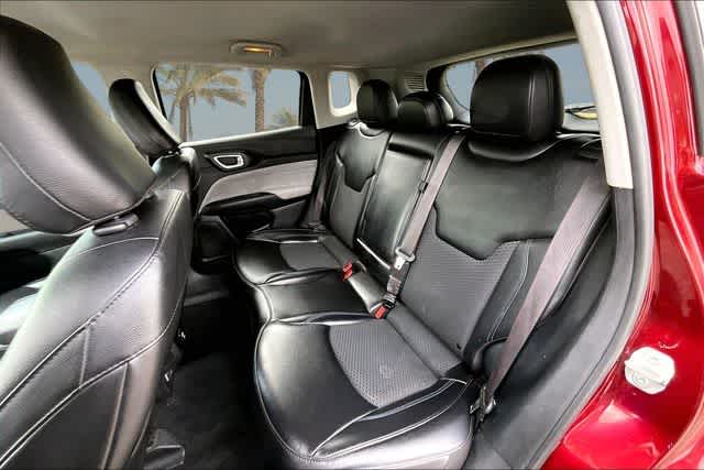 Thumbnail: 2022 Jeep Compass - 13