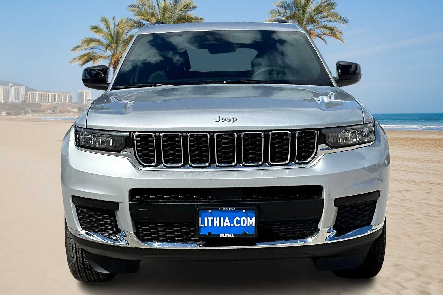 Thumbnail: 2025 Jeep Grand Cherokee - 6