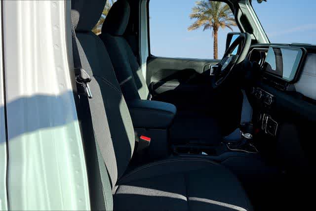 Thumbnail: 2025 Jeep Gladiator - 13