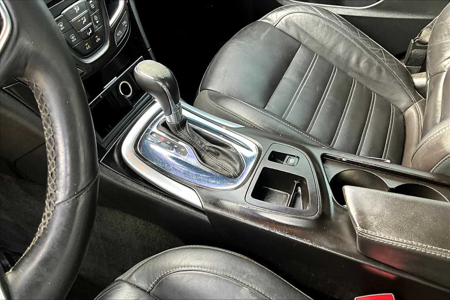 Thumbnail: 2015 Buick Regal - 16