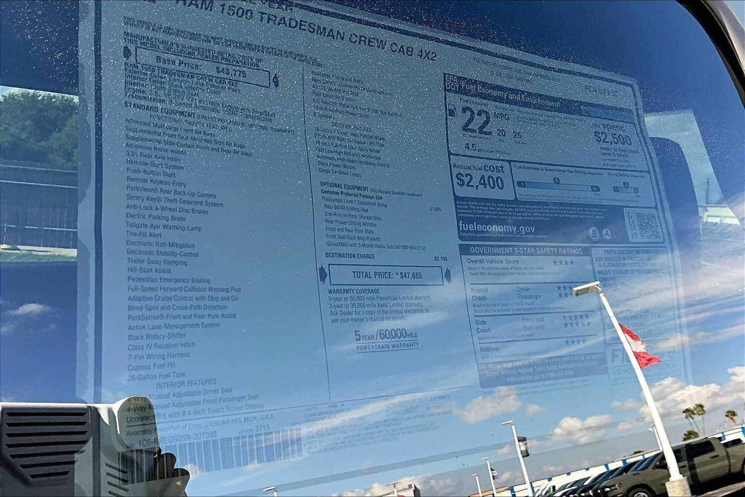 Thumbnail: 2025 RAM 1500 - 21