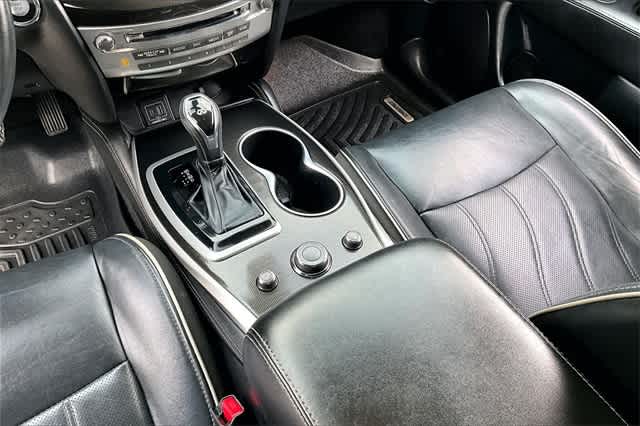 Thumbnail: 2020 INFINITI QX60 - 16