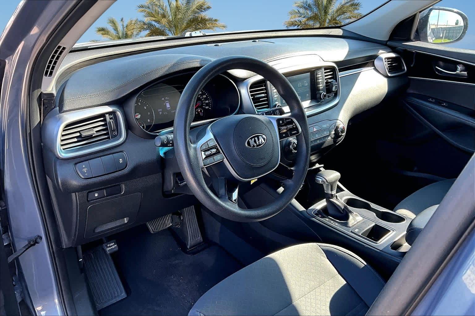 Thumbnail: 2020 Kia Sorento - 2