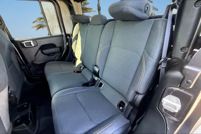 Thumbnail: 2025 Jeep Gladiator - 12