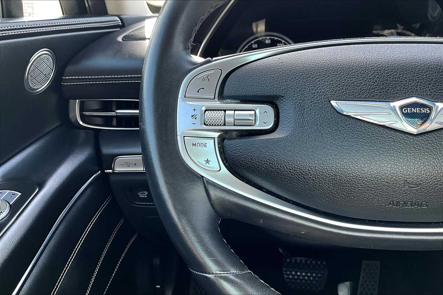 Thumbnail: 2021 Genesis GV80 - 25