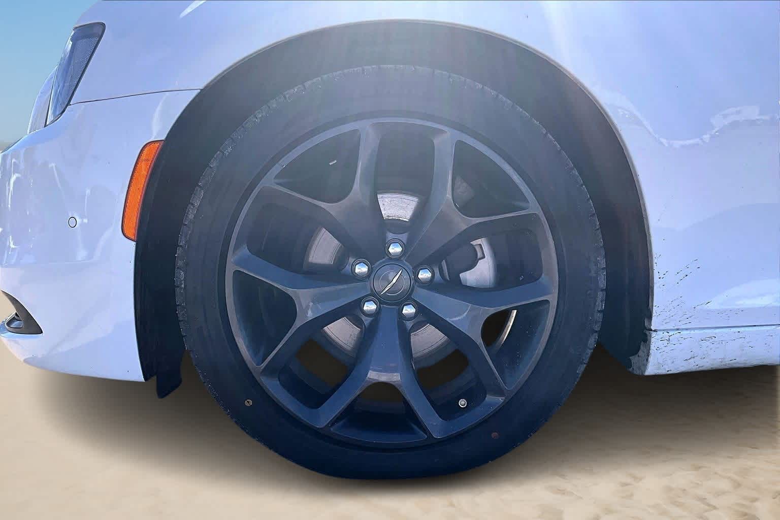 Thumbnail: 2023 Chrysler 300 - 7