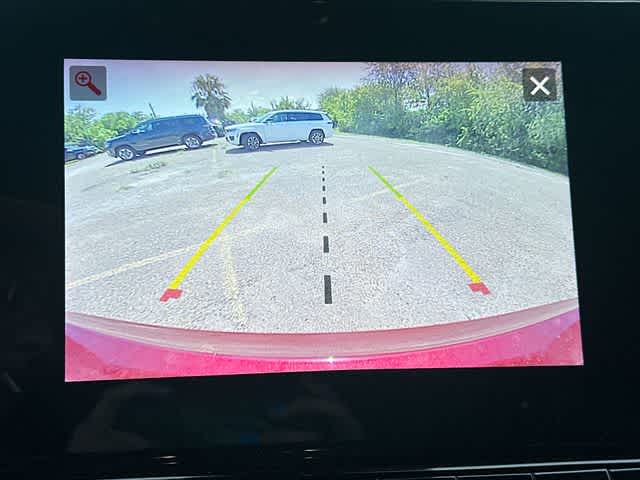 Thumbnail: 2024 Jeep Wagoneer - 30