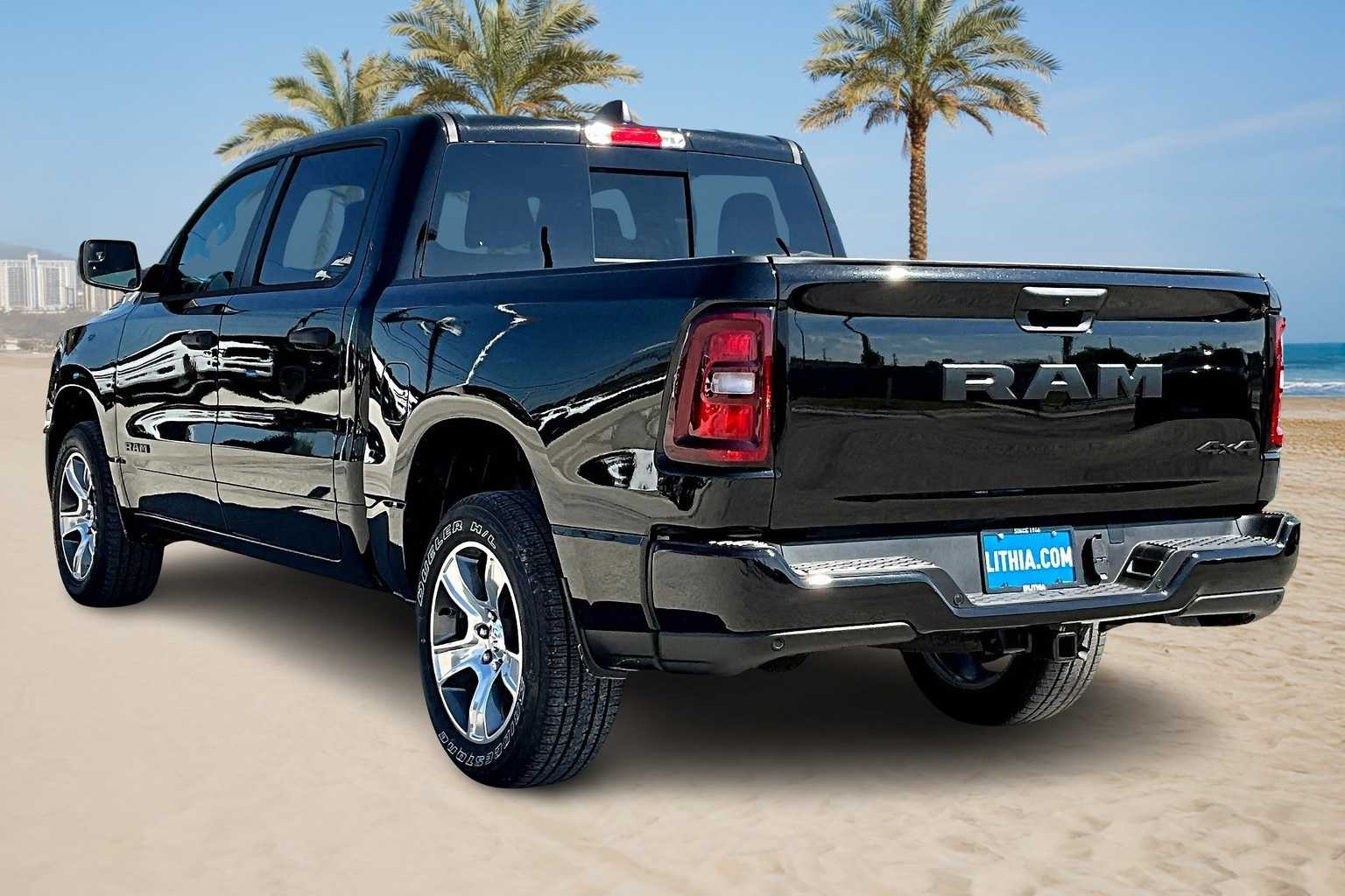 Thumbnail: 2025 RAM 1500 - 4