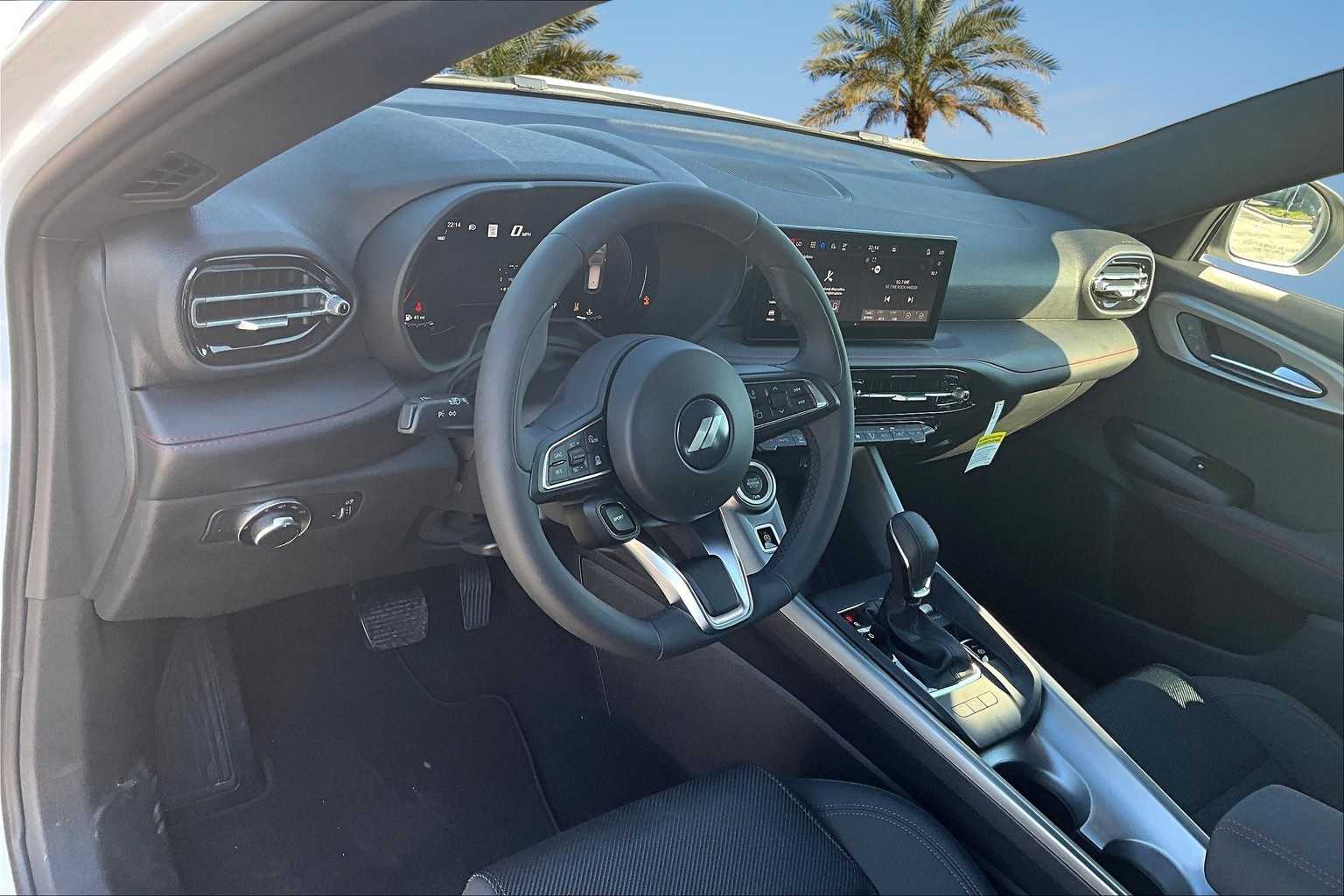 Thumbnail: 2025 Dodge Hornet - 2