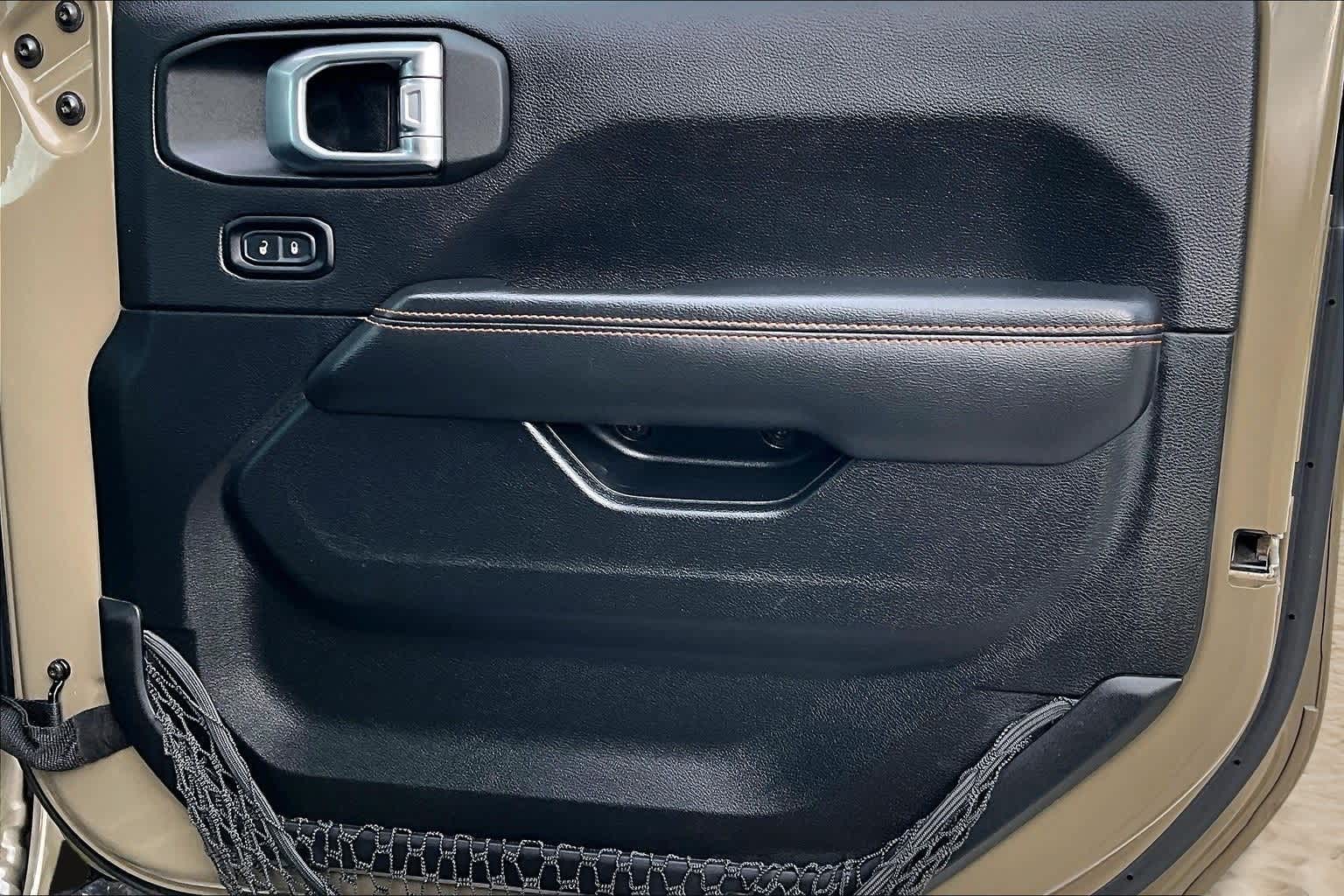 Thumbnail: 2020 Jeep Gladiator - 26