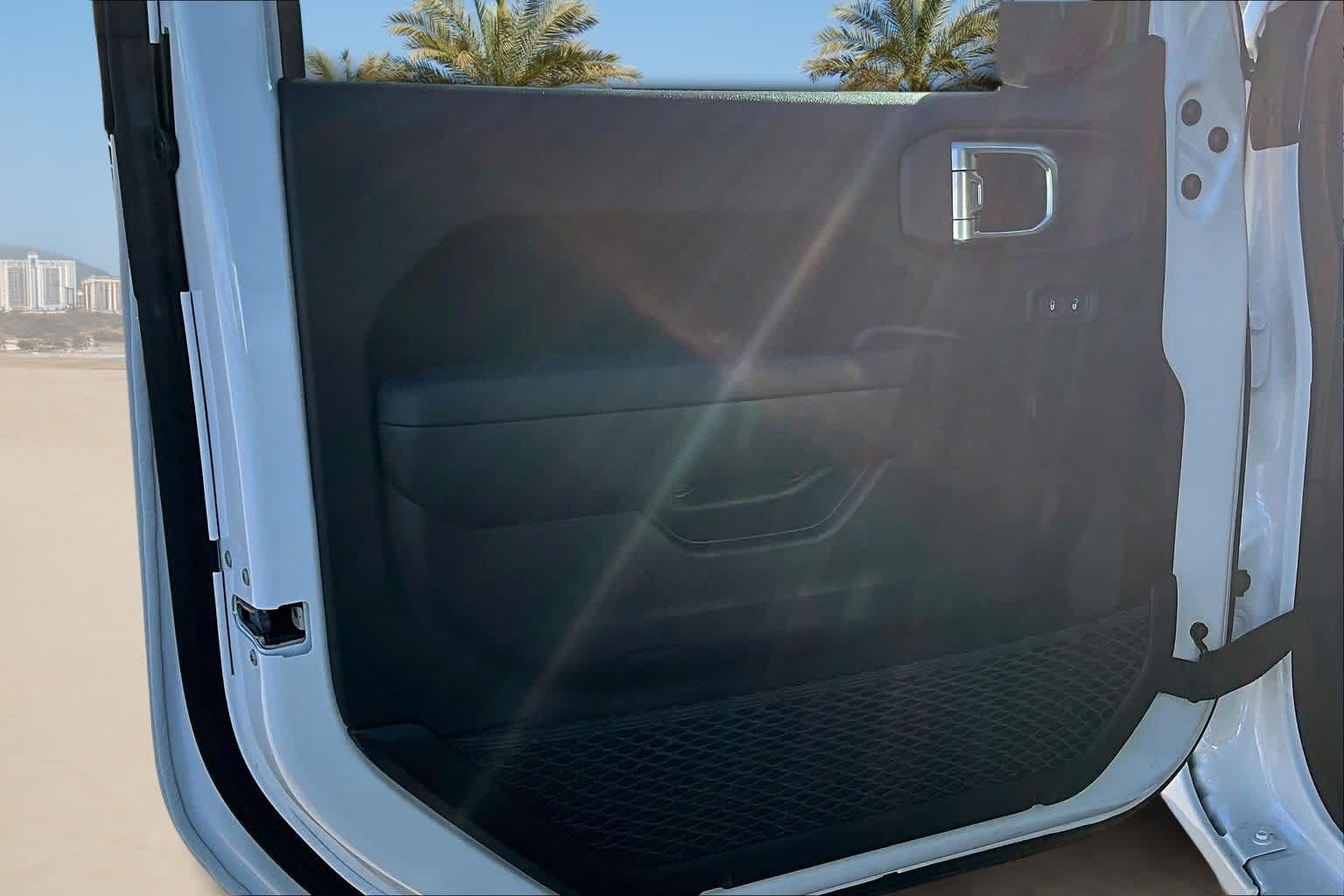 Thumbnail: 2018 Jeep Wrangler - 28