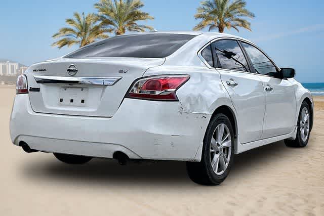 Thumbnail: 2015 Nissan Altima - 7