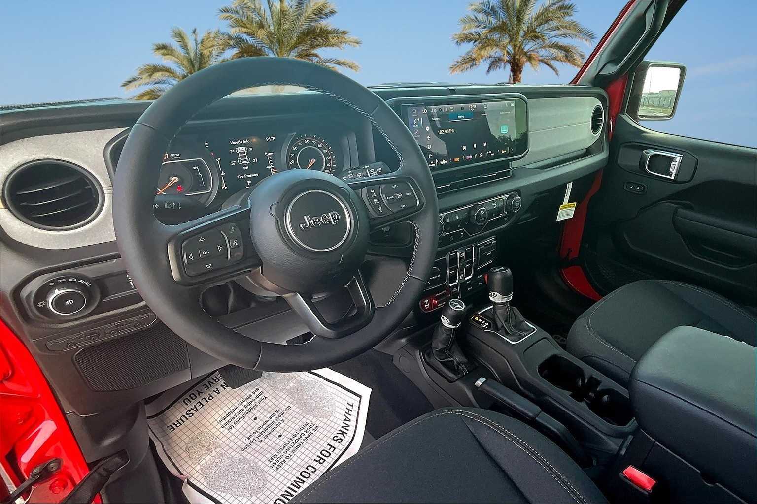 Thumbnail: 2025 Jeep Wrangler - 9