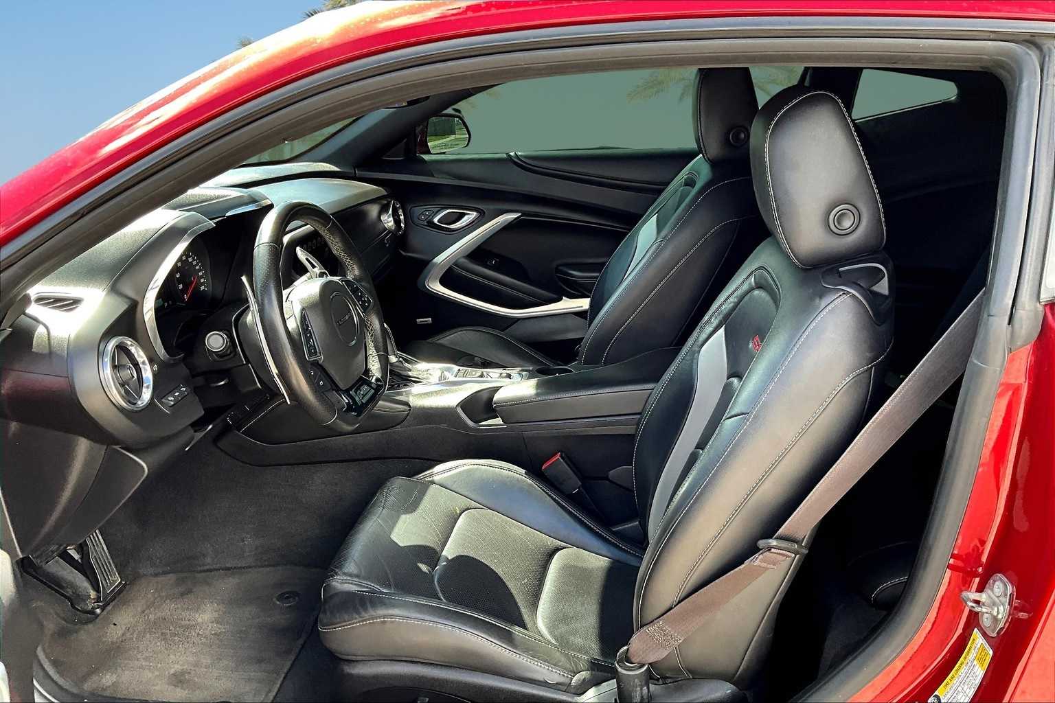 Thumbnail: 2017 Chevrolet Camaro - 11