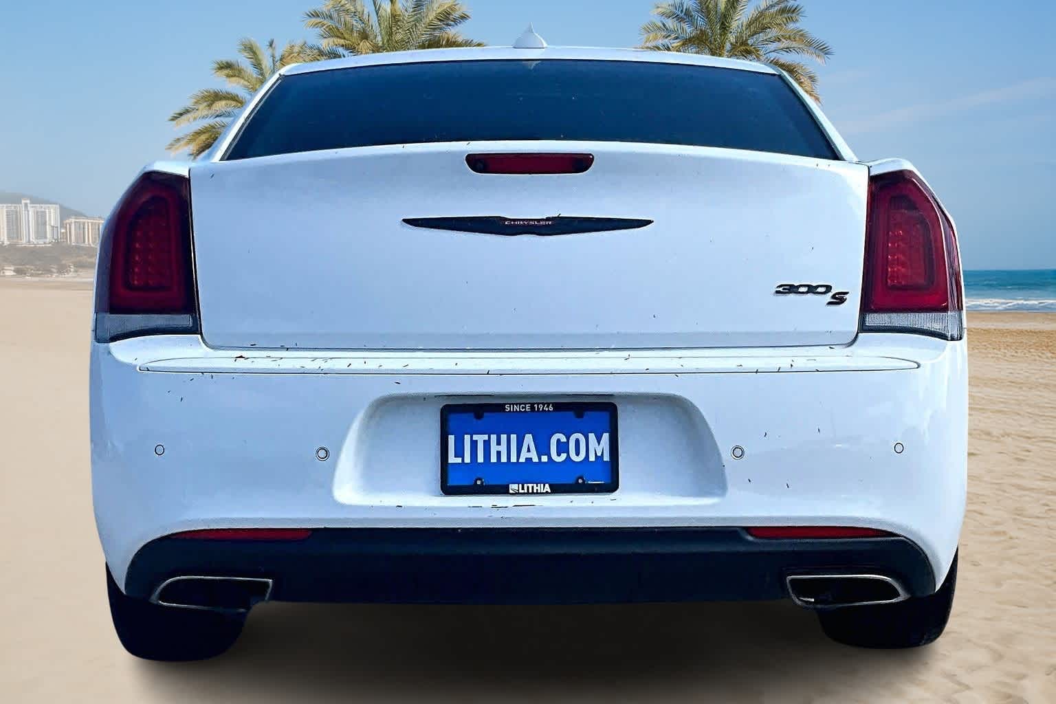 Thumbnail: 2023 Chrysler 300 - 5