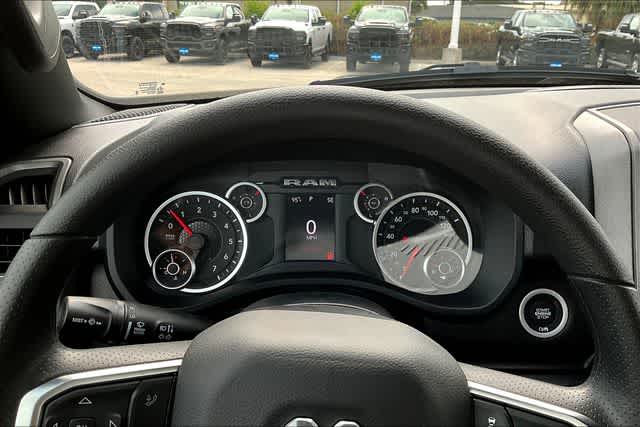 Thumbnail: 2025 RAM 1500 - 18