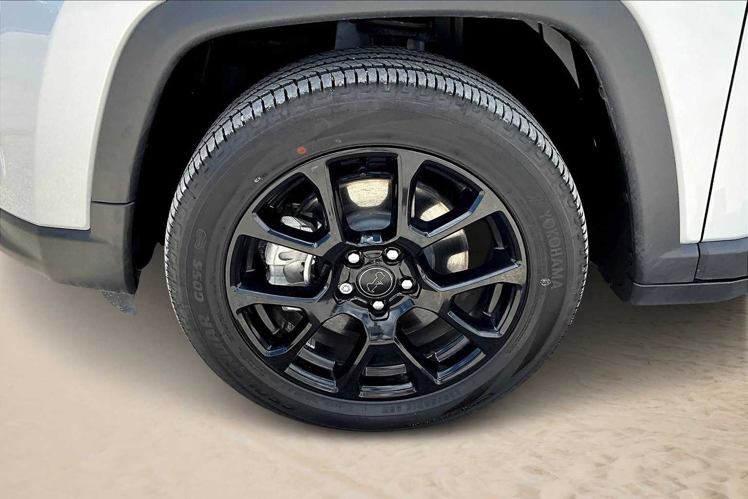 Thumbnail: 2025 Jeep Compass - 7