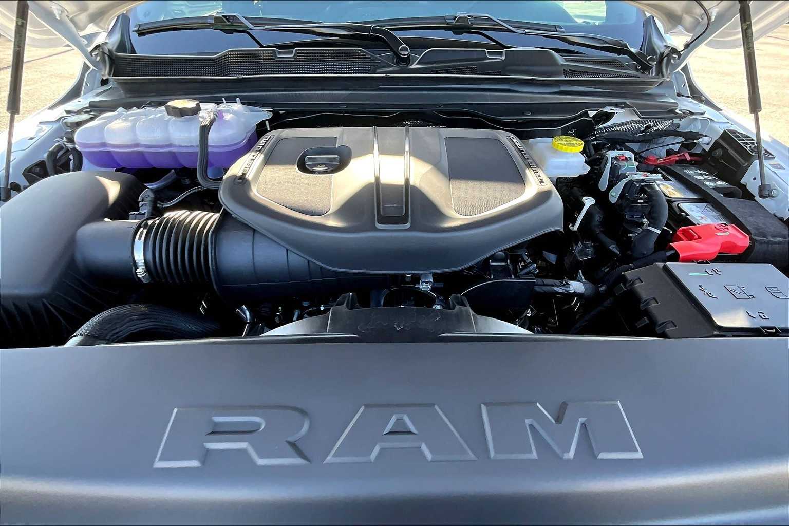 Thumbnail: 2026 RAM 1500 - 9