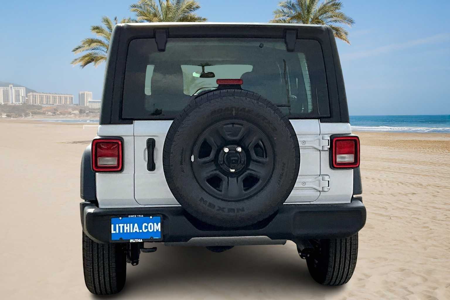 Thumbnail: 2025 Jeep Wrangler - 5