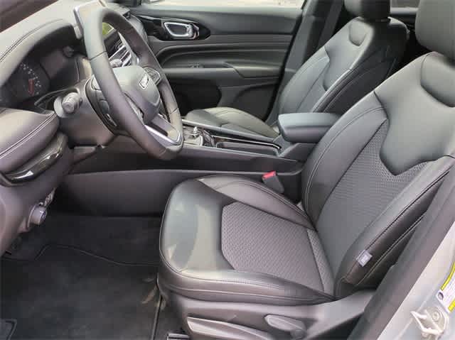 Thumbnail: 2024 Jeep Compass - 17