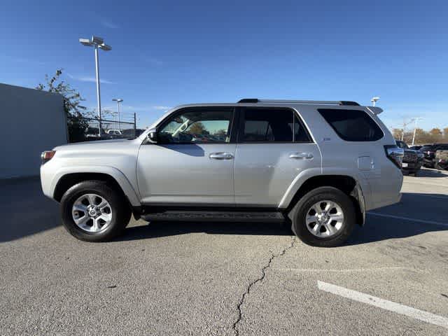 Thumbnail: 2022 Toyota 4Runner - 3