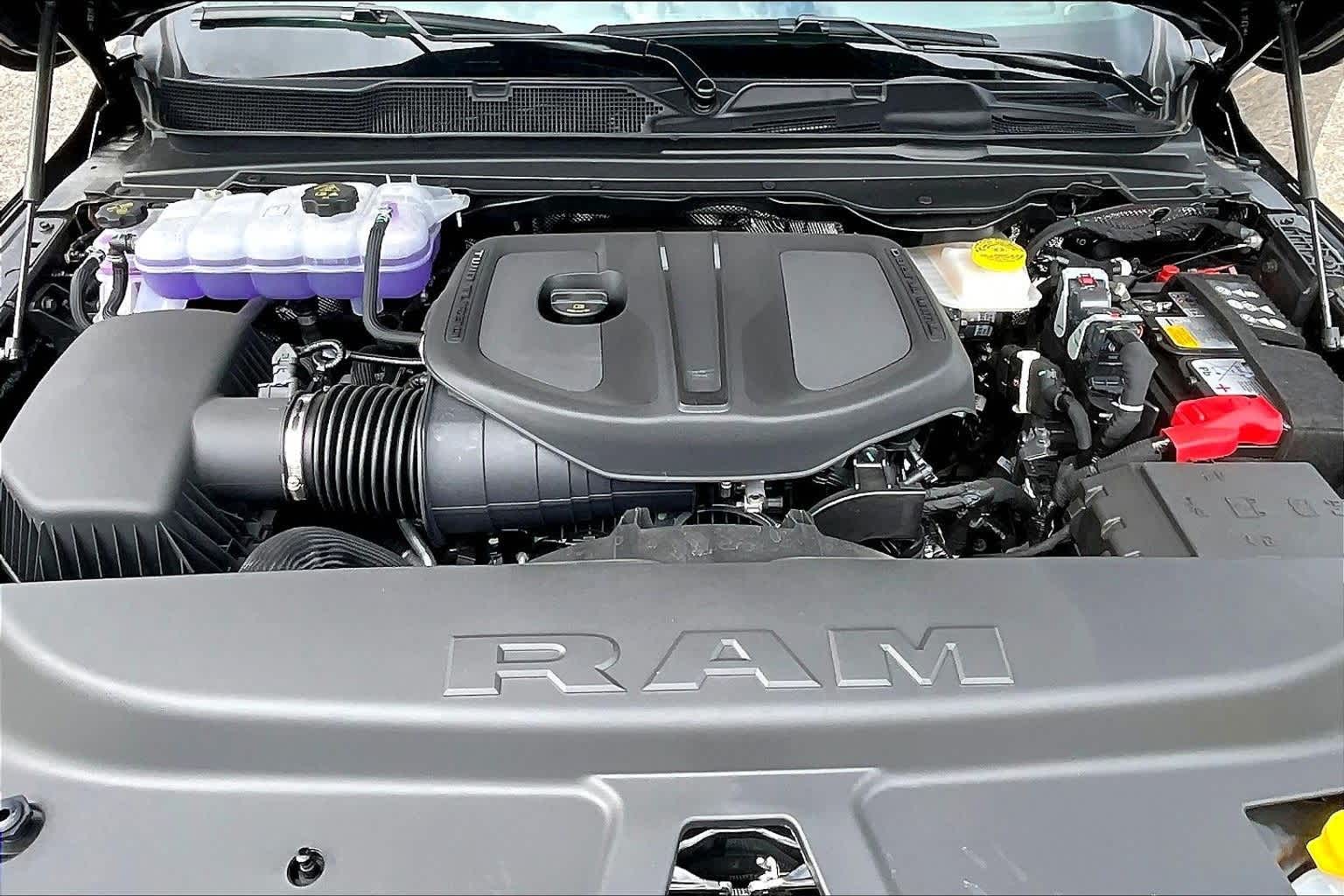 Thumbnail: 2026 RAM 1500 - 9
