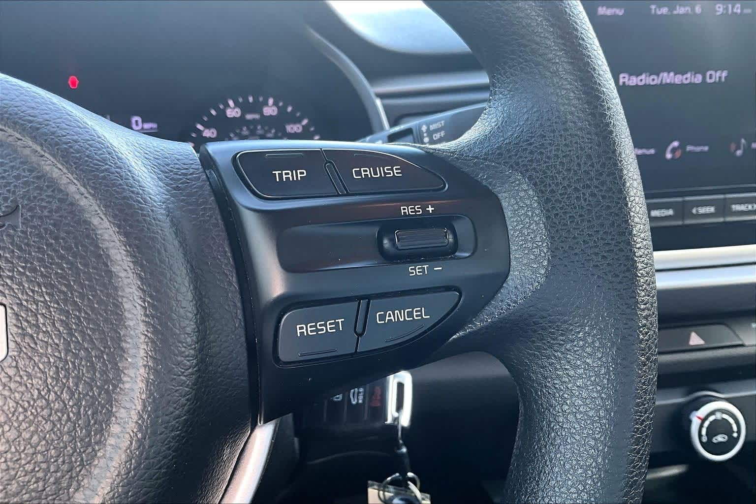 Thumbnail: 2023 Kia Rio - 23