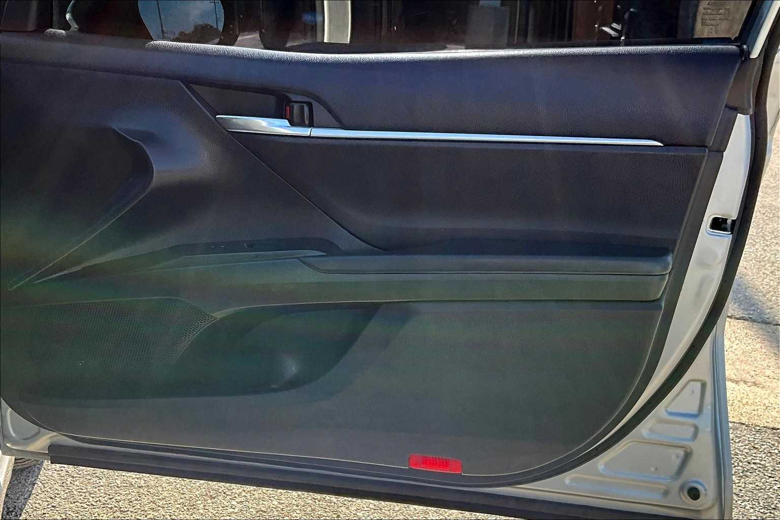 Thumbnail: 2022 Toyota Camry - 27