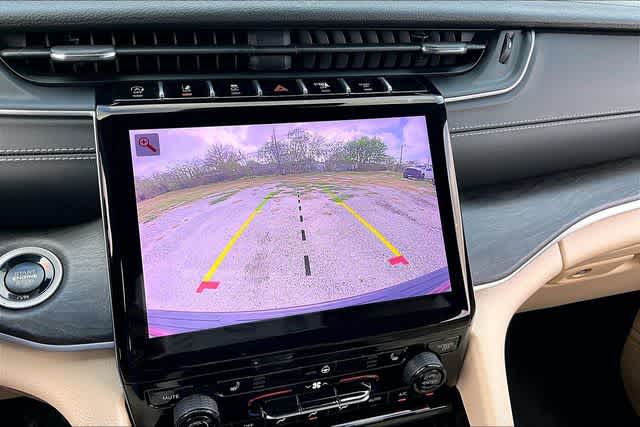 Thumbnail: 2024 Jeep Grand Cherokee - 24