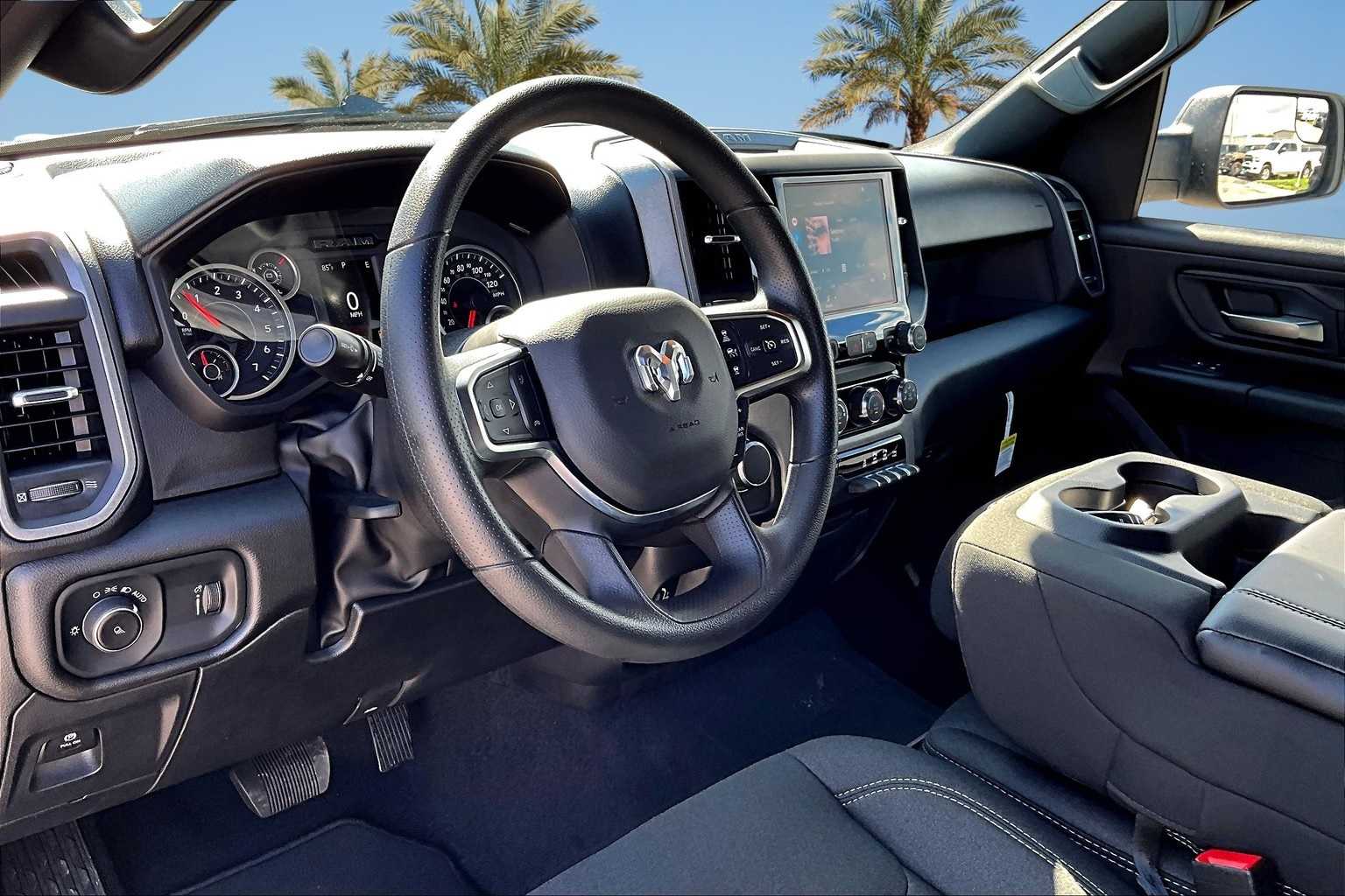 Thumbnail: 2025 RAM 1500 - 2