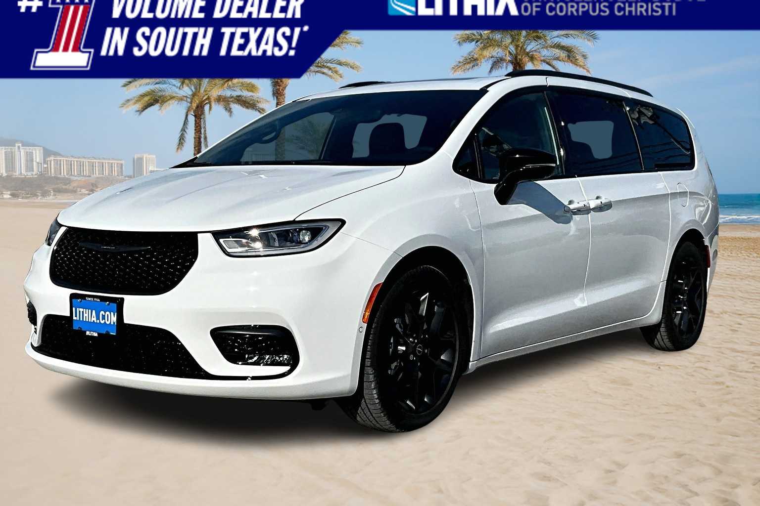 2026 Chrysler Pacifica Limited's photo