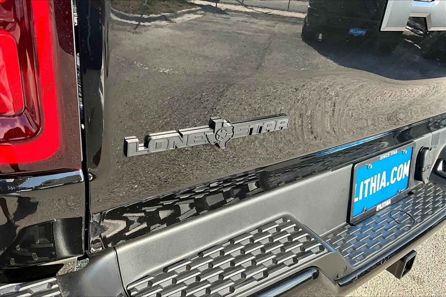 Thumbnail: 2026 RAM 1500 - 7