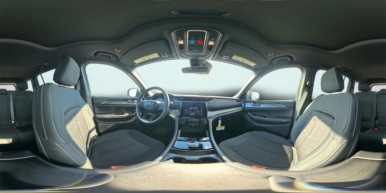 Thumbnail: 2025 Jeep Grand Cherokee - 23