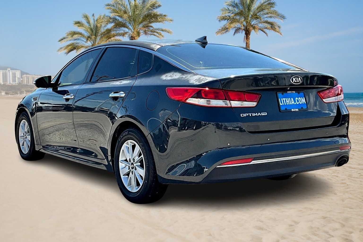 2016 Kia Optima LX photo 4