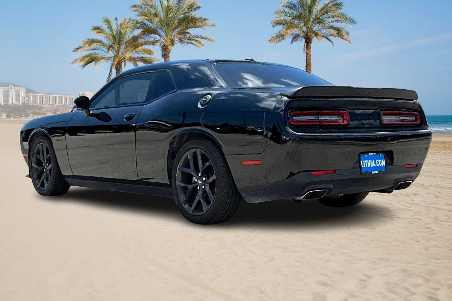 2021 Dodge Challenger R/T photo 4