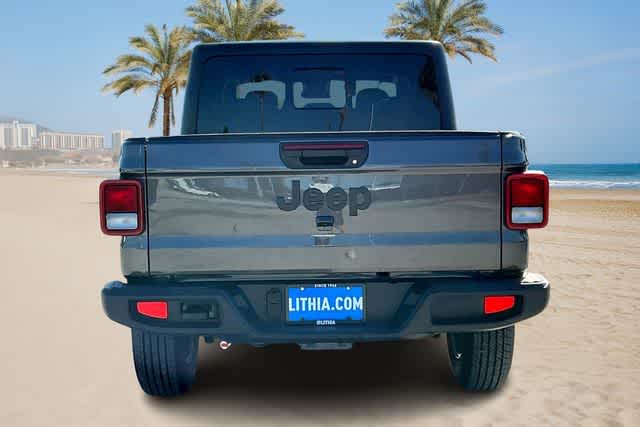 2025 Jeep Gladiator Sport S