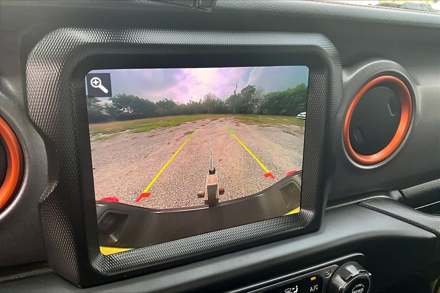 Thumbnail: 2023 Jeep Gladiator - 24