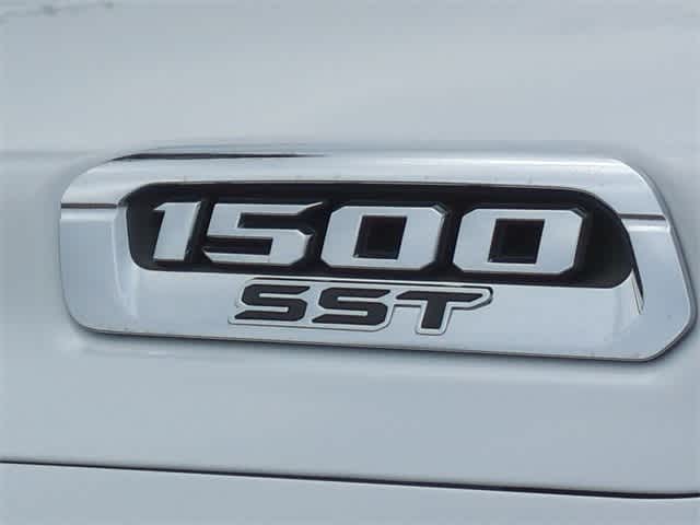 Thumbnail: 2025 RAM 1500 - 13